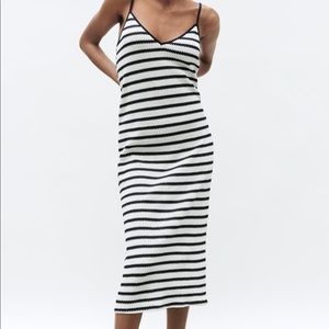 NWT Zara midi dress